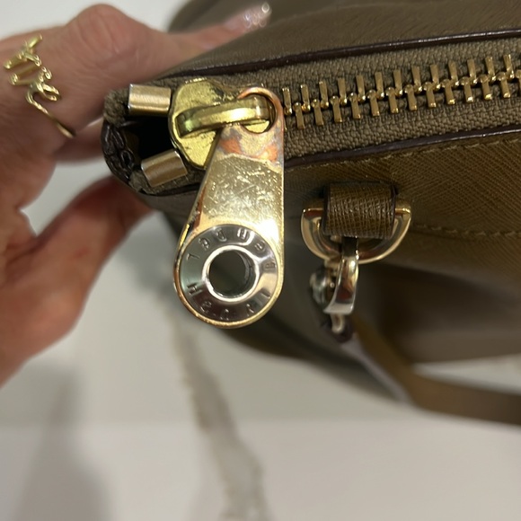 Henri Bendel West 57th Satchel olive tote large - Picture 3 of 6